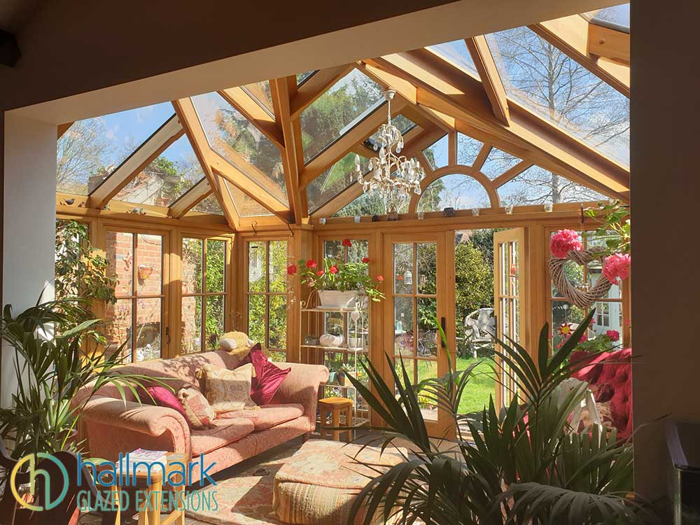 Maximising Your View Into Your Garden Maximising Your View Into Your Garden - Hallmark Glazed Extensions