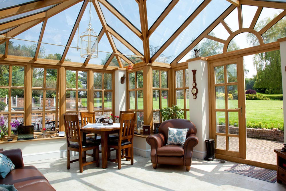 Differences between seasoned oak and green oak conservatory frames Differences between seasoned oak and green oak conservatory frames