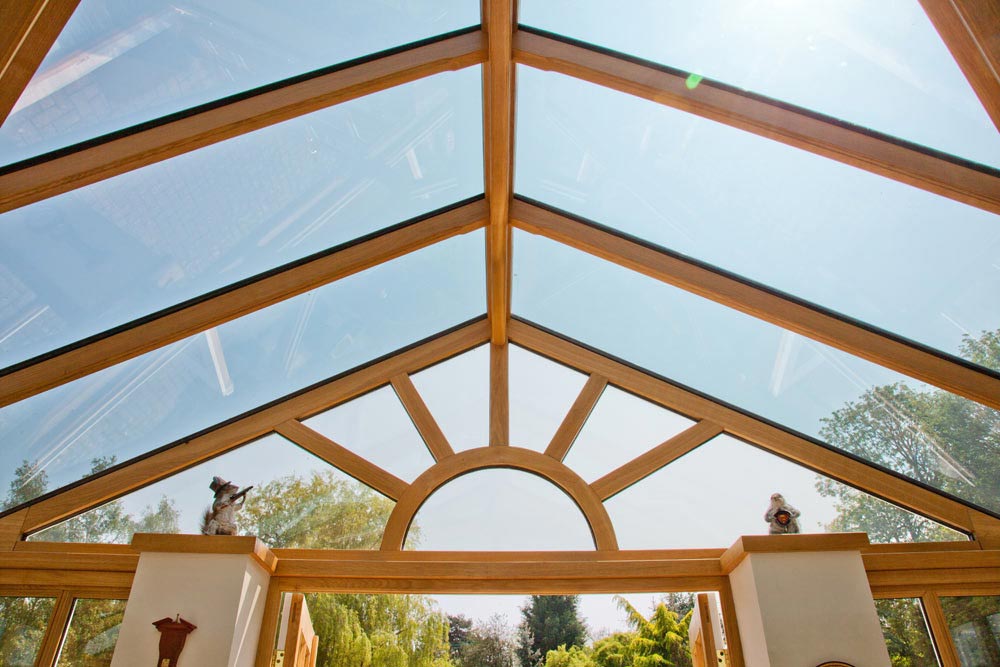 Differences between seasoned oak and green oak conservatory frames Differences between seasoned oak and green oak conservatory frames