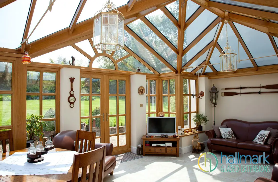 Seasoned Oak, Painted Hardwood or Aluminium; Which Glazed Extension is Right for You?