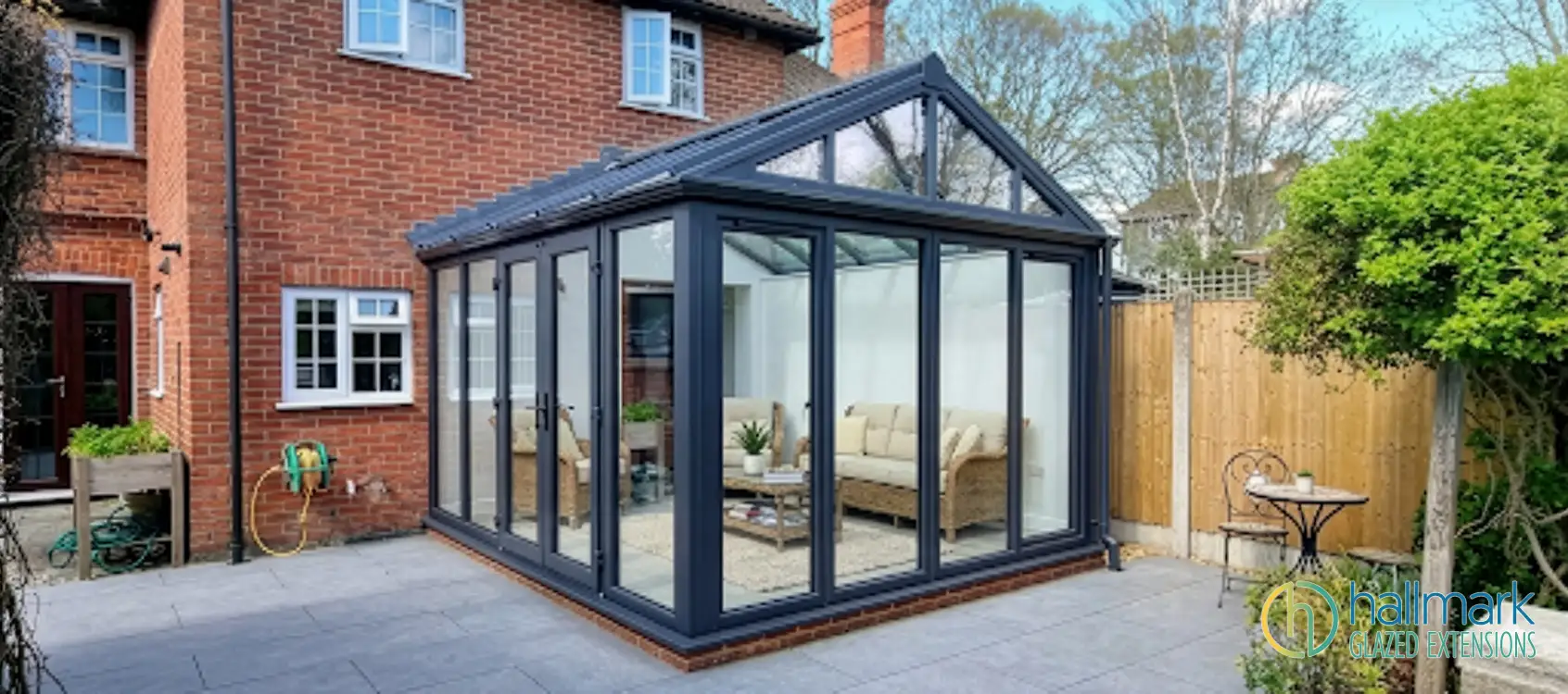 Which is better, a conservatory or an orangery?