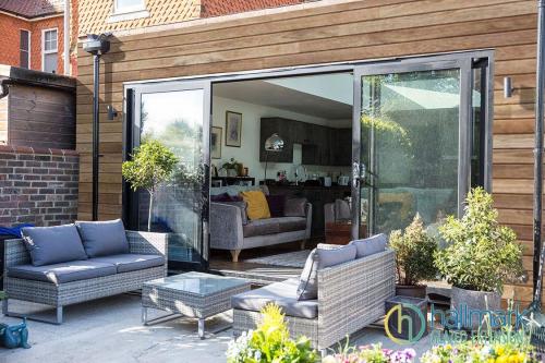 Kitchen Extensions from Hallmark Glazed Extensions