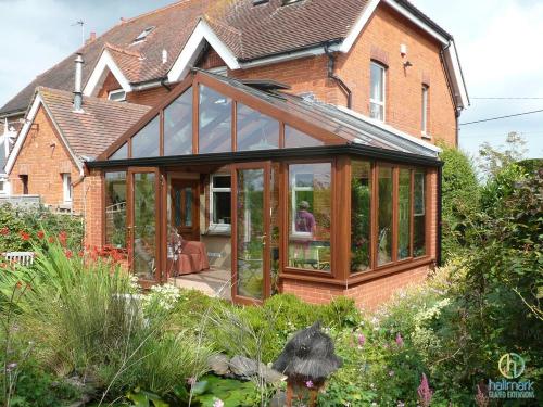 Bespoke Hardwood Kitchen Extension in Halisham